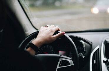 Consejos para conducir con pérdida auditiva